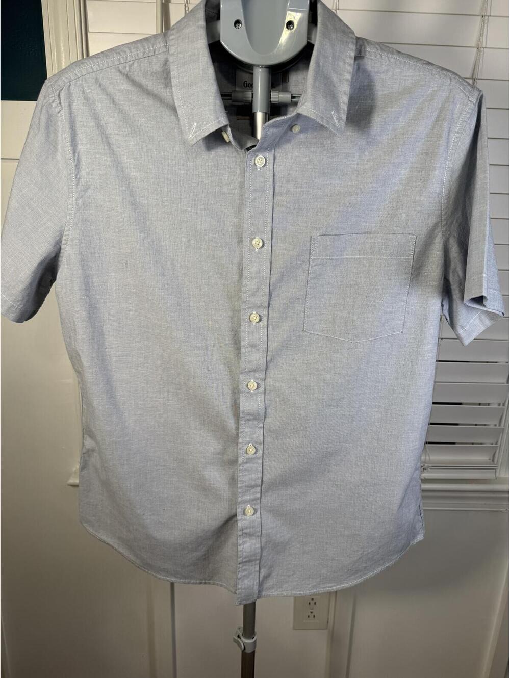 Goodfellow & Co Men's Slim Fit Short Sleeve Button Down Shirt -Light Blue-Size L